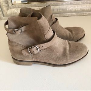 Lucky Brand Slouchy Bootie Size 7